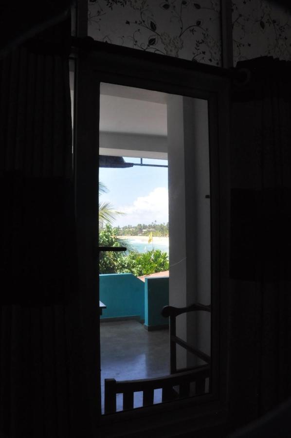 The Ocean Acomodação com café da manhã Unawatuna Exterior foto